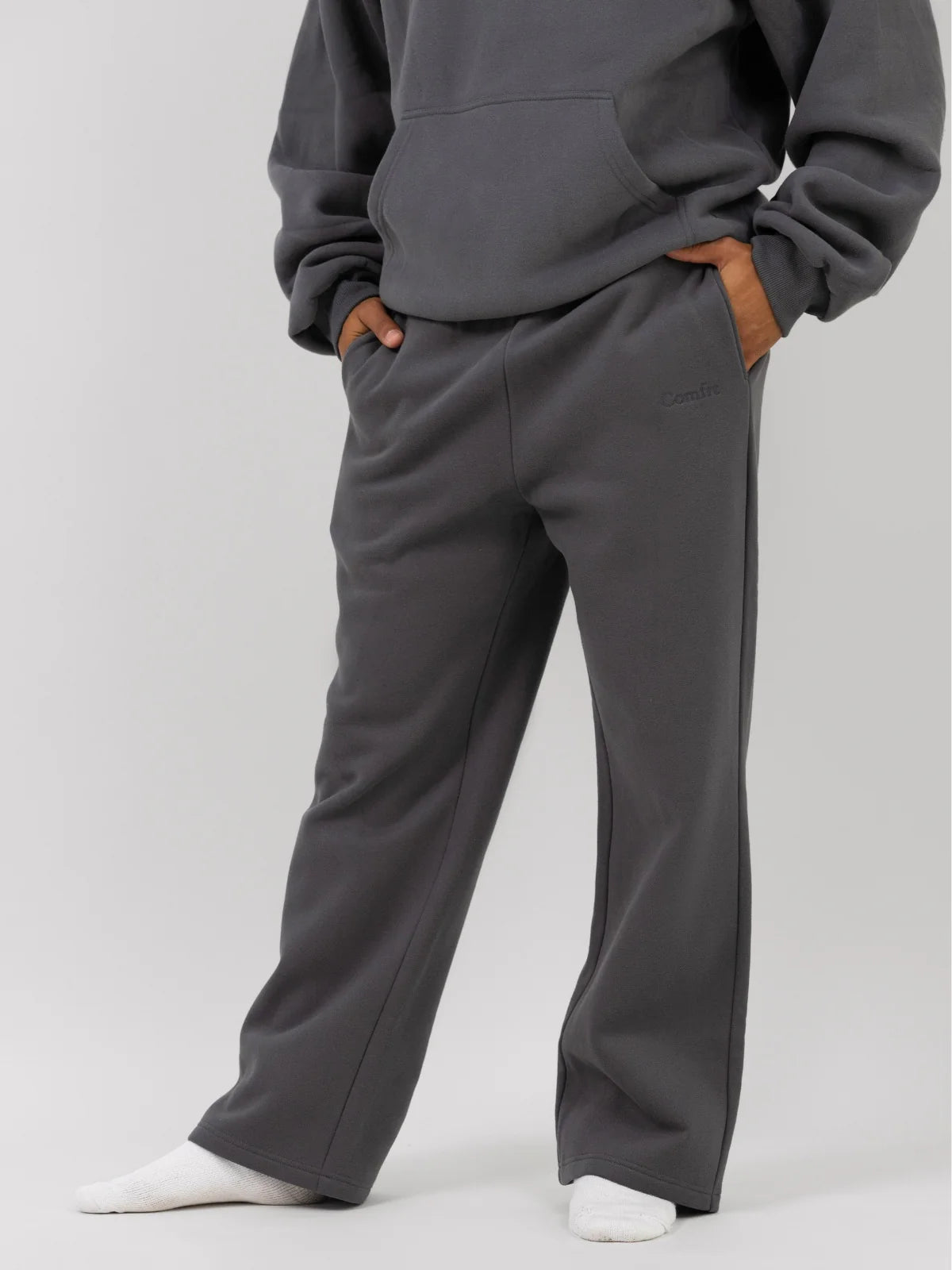 Signature Straight Leg Sweatpants