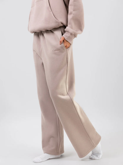 Signature Straight Leg Sweatpants